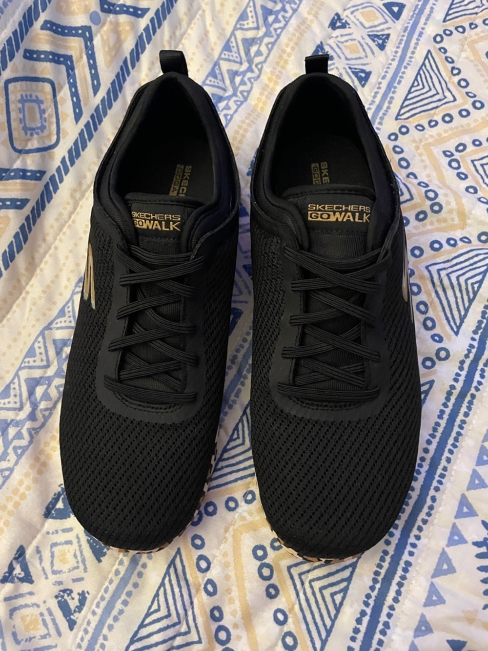 Skechers GOwalk Women Black Athletic Walking Sneakers